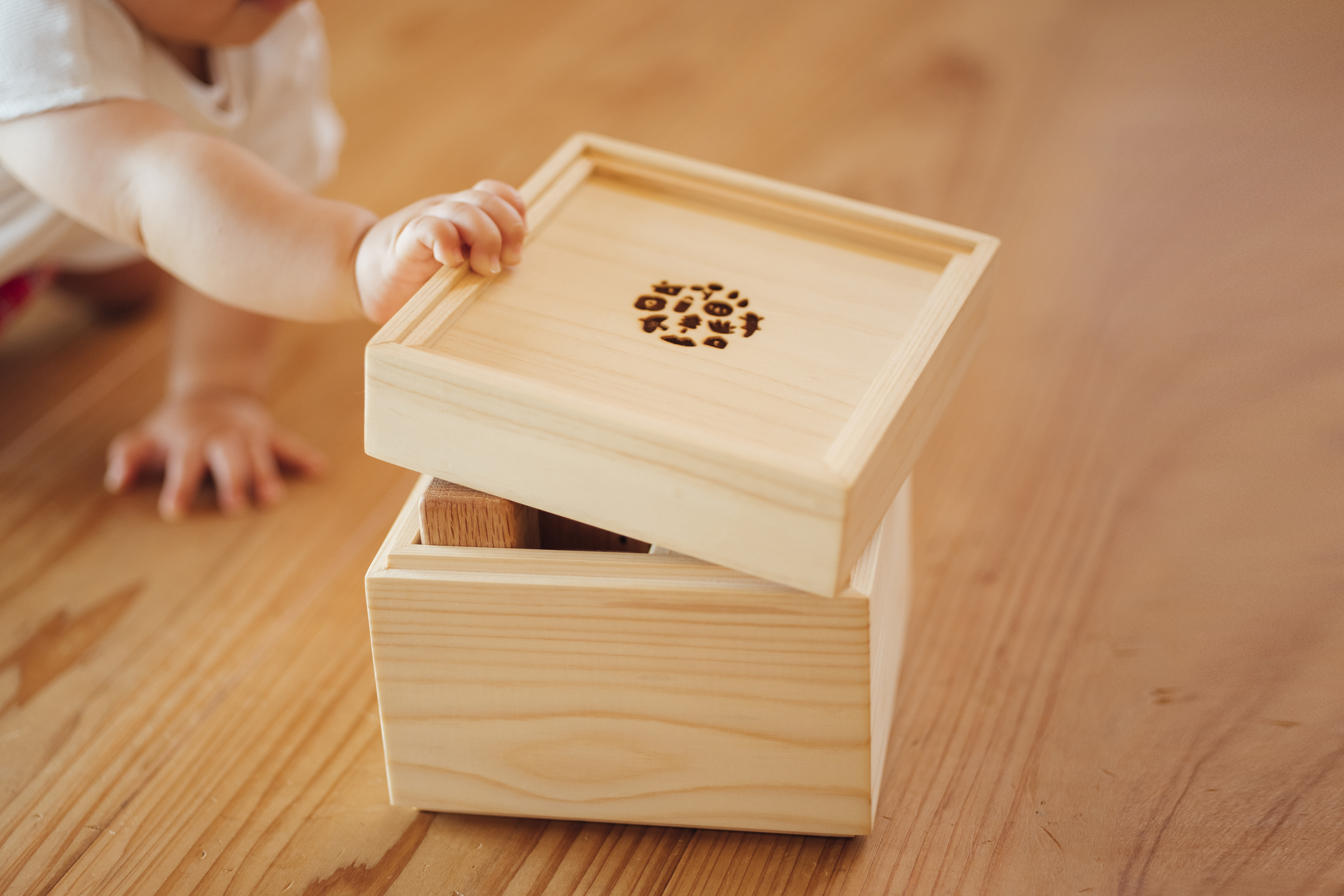 HerediaKomiyama_Ohnan_WoodenToy