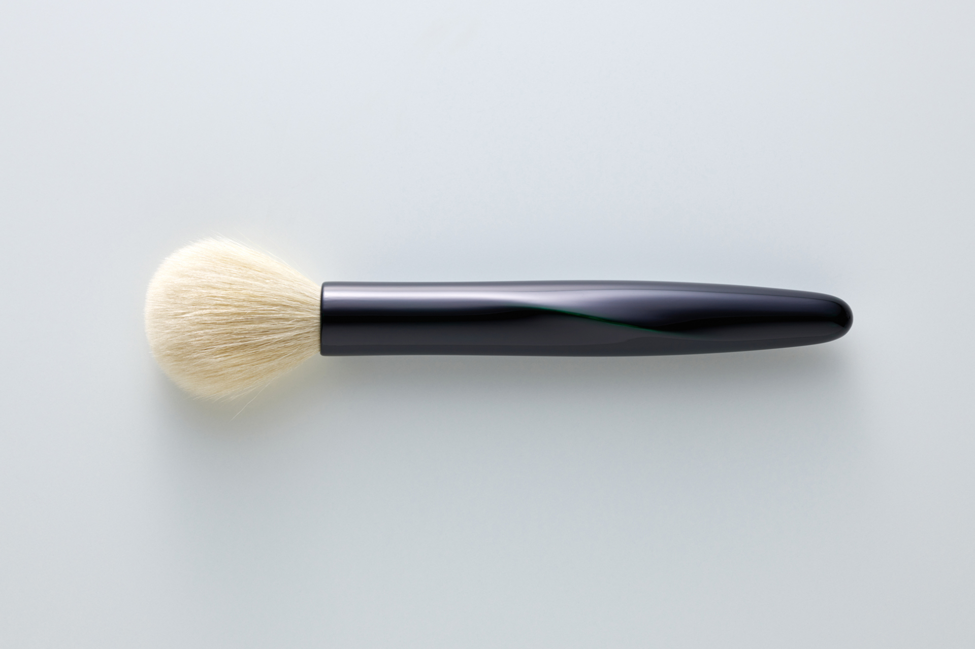 makeup_brush